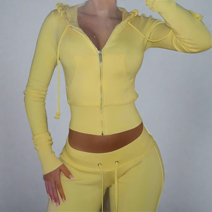 HOODED TWO PIECE TRACKSUIT - Karolina