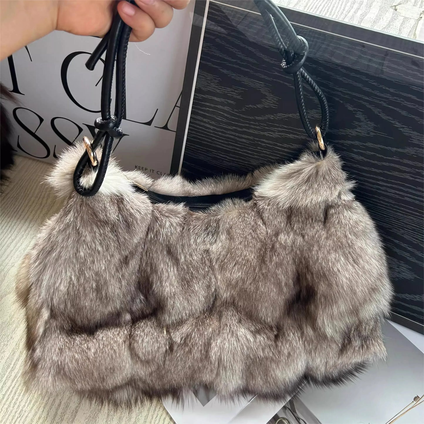 HANDBAG FOX FUR