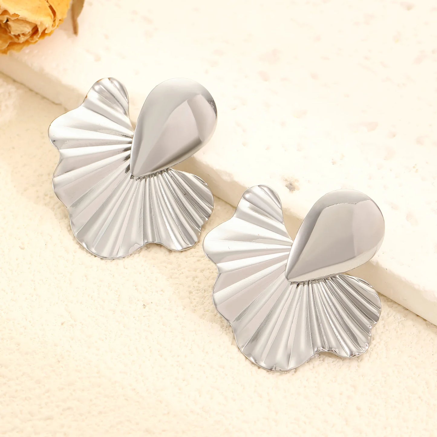 DROP FAN EARRINGS