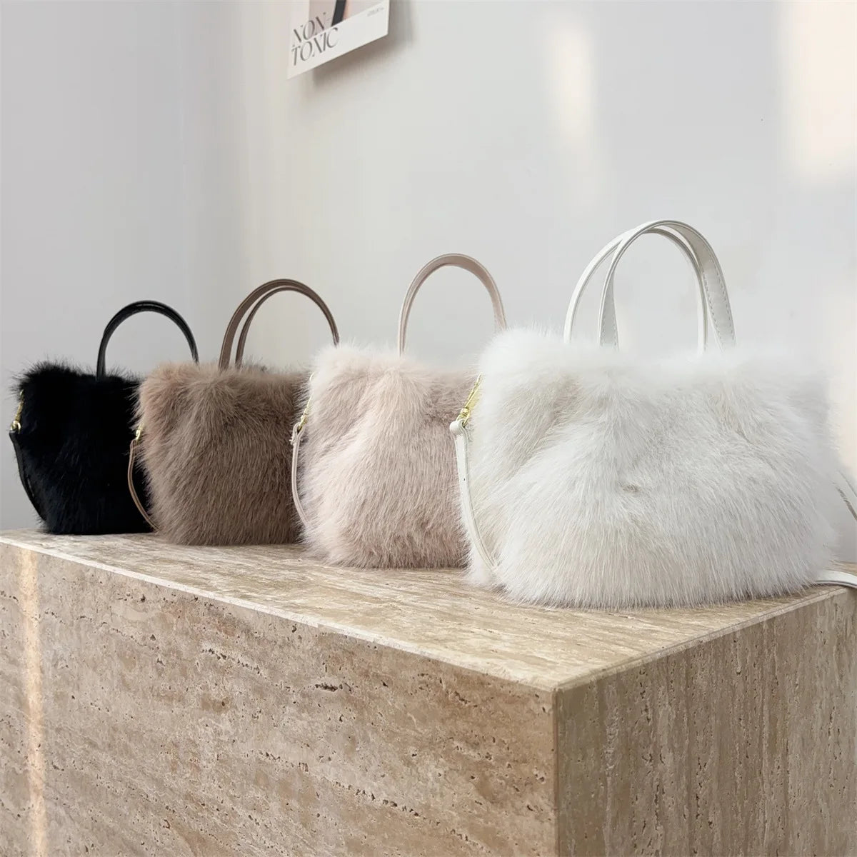 HANDBAG FURRY 2